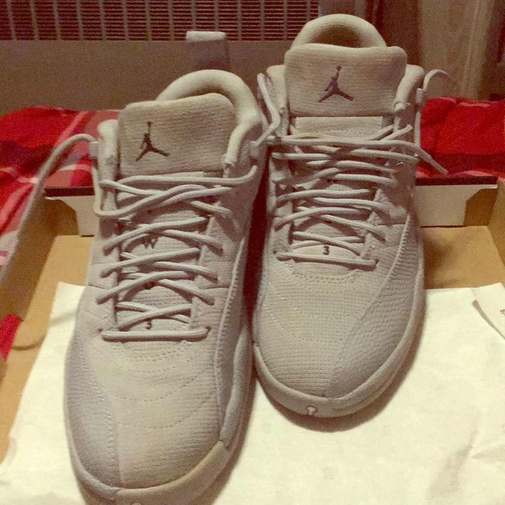 Wolf Grey 12 lows